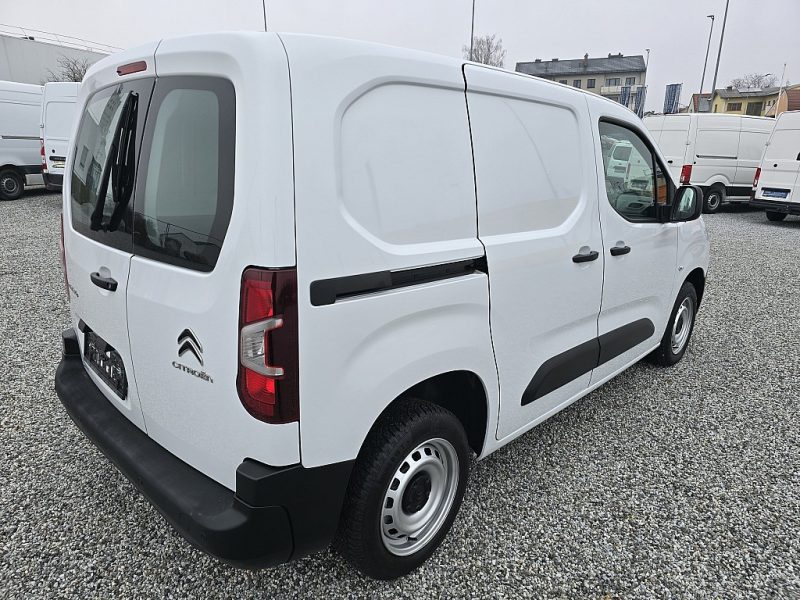 391453_1406630297570_slide bei Kölbl GmbH in 