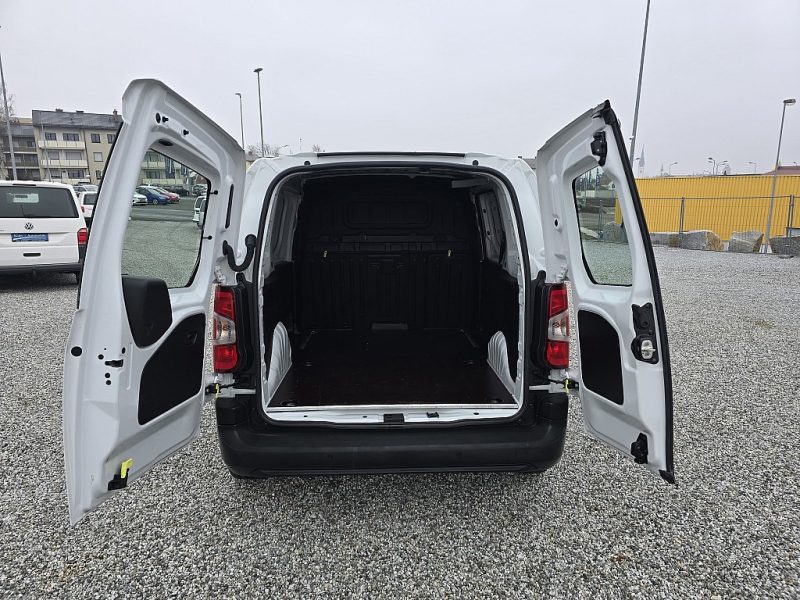 391453_1406630297576_slide bei Kölbl GmbH in 