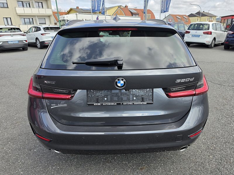 411166_1406685679777_slide bei Kölbl GmbH in 